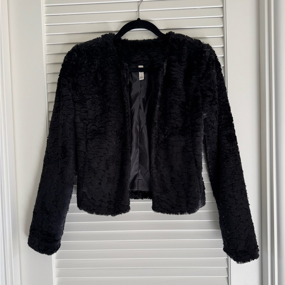 Elegant Black Faux Fur Jacket